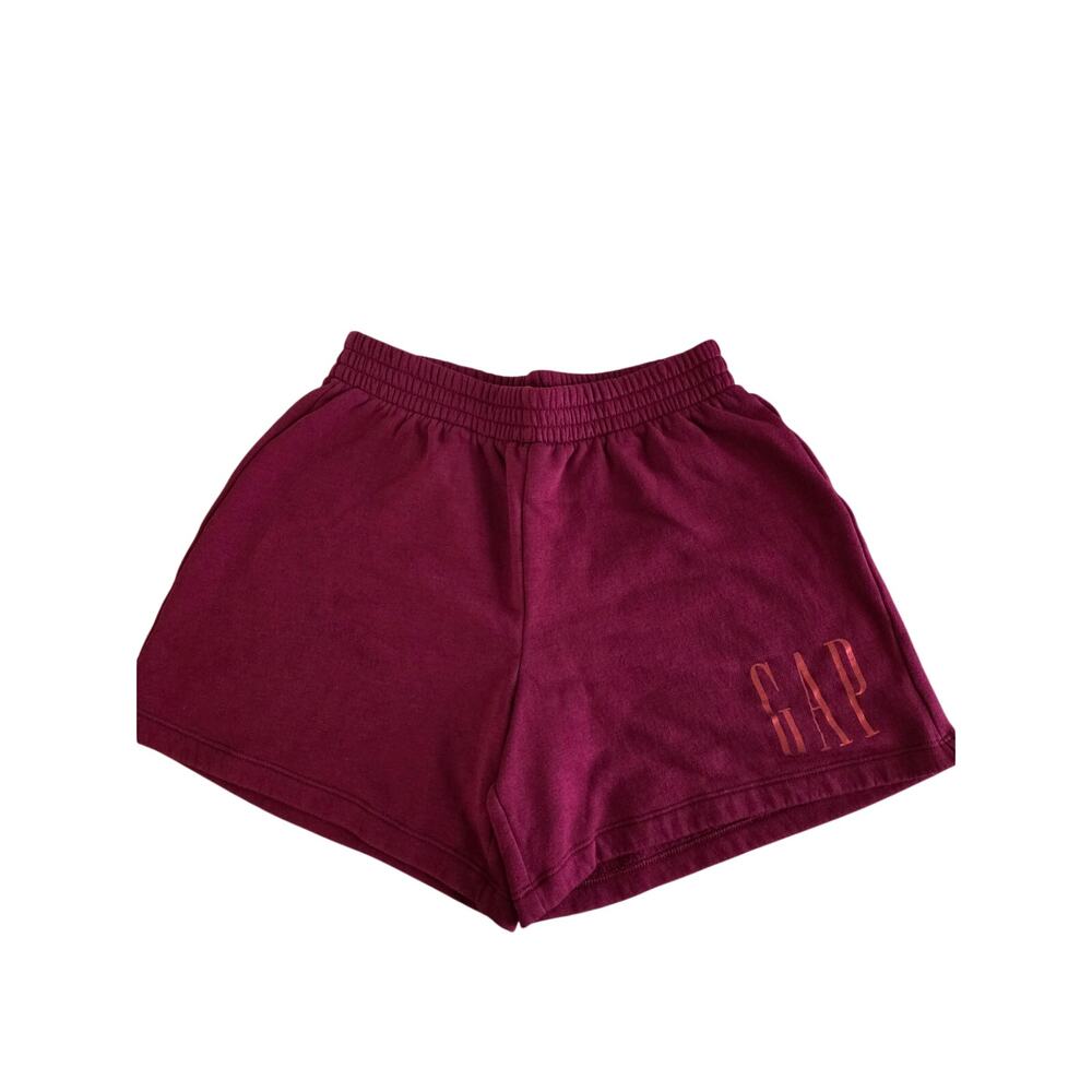 Women's GAP shorts in burgundy